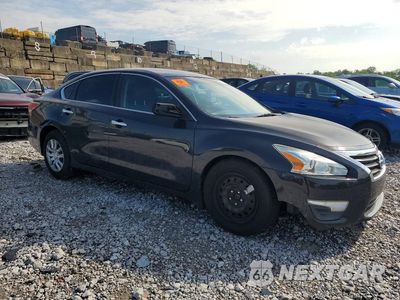 Czwarte zdjęcie samochodu z boku: 2015 NISSAN ALTIMA 2.5 S VIN:1N4AL3AP7FN867745 - miniatura