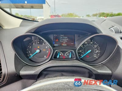 Zdjęcie 9 z 13 samochodu: 2017 FORD ESCAPE SE VIN:1FMCU0GD5HUE22503 - miniatura