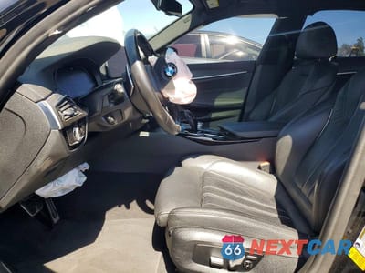 Zdjęcie 7 z 12 samochodu: 2022 BMW 530 I VIN:WBA53BH07NCJ30003 - miniatura
