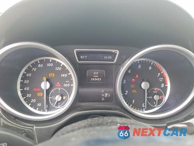 Zdjęcie 9 z 12 samochodu: 2015 MERCEDES-BENZ ML 350 4MATIC VIN:4JGDA5HBXFA562181 - miniatura