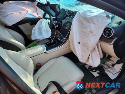 Zdjęcie 8 z 12 samochodu: 2026 MERCEDES-BENZ C 300 4MATIC VIN:W1KAF4HB9TR306376 - miniatura
