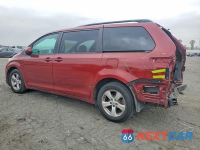 Drugie zdjęcie samochodu z przodu: 2017 TOYOTA SIENNA LE VIN:5TDKZ3DC3HS880561 - miniatura