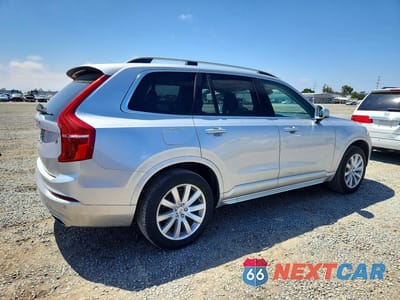 Trzecie zdjęcie samochodu z tyłu: 2016 VOLVO XC90 T6 VIN:YV4A22PK5G1039783 - miniatura