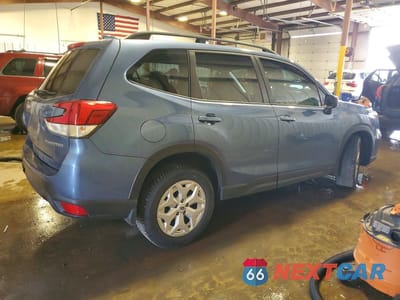 Trzecie zdjęcie samochodu z tyłu: 2019 SUBARU FORESTER VIN:JF2SKACC0KH504827 - miniatura