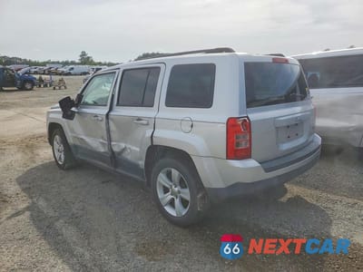 Drugie zdjęcie samochodu z przodu: 2013 JEEP PATRIOT LATITUDE VIN:1C4NJPFA2DD141274 - miniatura