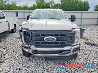 Piąte zdjęcie samochodu w środku: 2025 FORD F350 SUPER DUTY VIN:1FD8W3HT5SEC00150 - miniatura