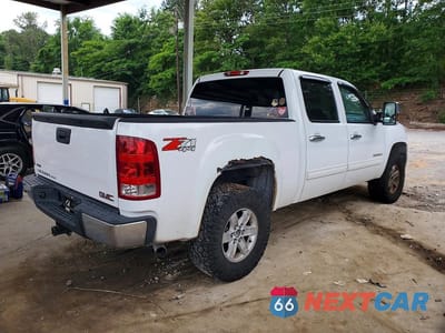 Trzecie zdjęcie samochodu z tyłu: 2011 GMC SIERRA K1500 SLE VIN:3GTP2VE3XBG108617 - miniatura