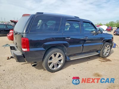Trzecie zdjęcie samochodu z tyłu: 2002 CADILLAC ESCALADE LUXURY VIN:1GYEK63N02R101817 - miniatura