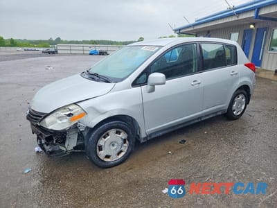 2011 NISSAN VERSA 1.8 S 3N1BC1CP7BL504911 - główne zdjęcie licytacji z USA - miniatura