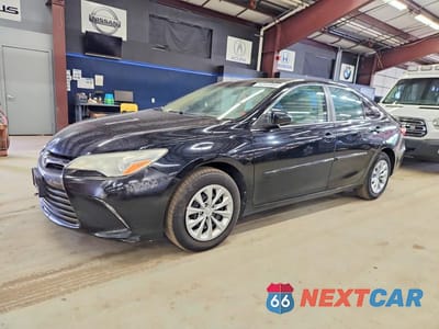2016 TOYOTA CAMRY LE 4T4BF1FKXGR518403 - główne zdjęcie licytacji z USA - miniatura