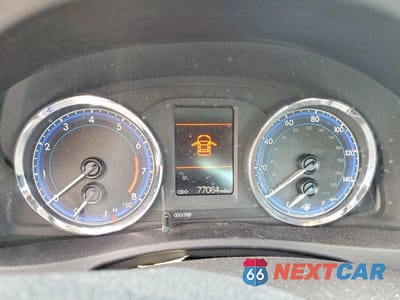 Zdjęcie 9 z 12 samochodu: 2018 TOYOTA COROLLA LE VIN:2T1BURHE0JC020905 - miniatura