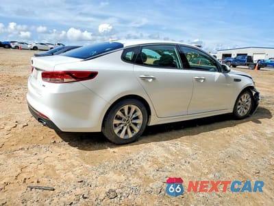 Trzecie zdjęcie samochodu z tyłu: 2016 KIA OPTIMA EX VIN:5XXGU4L32GG053002 - miniatura