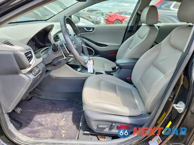 Zdjęcie 7 z 12 samochodu: 2018 HYUNDAI IONIQ LIMITED VIN:KMHC05LC0JU072208 - miniatura