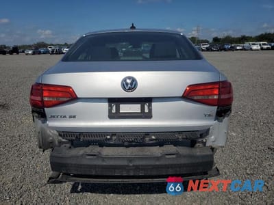 Zdjęcie 6 z 13 samochodu: 2015 VOLKSWAGEN JETTA SE VIN:3VWD17AJXFM223146 - miniatura