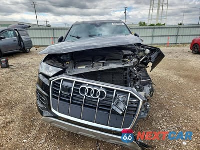 Piąte zdjęcie samochodu w środku: 2024 AUDI Q7 PREMIUM PLUS VIN:WA1LXBF74RD000494 - miniatura