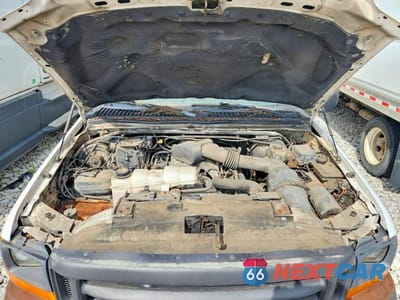 Zdjęcie 7 z 10 samochodu: 2001 FORD F350 SUPER DUTY VIN:1FDWW36S81EC21929 - miniatura