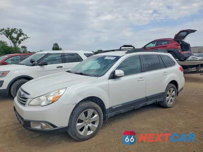 2012 SUBARU OUTBACK 2.5I PREMIUM 4S4BRCCC7C3240473 - główne zdjęcie licytacji z USA - miniatura