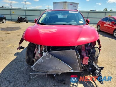 Piąte zdjęcie samochodu w środku: 2017 NISSAN ROGUE SPORT SV VIN:JN1BJ1CR0HW116882 - miniatura