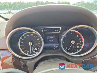 Zdjęcie 9 z 14 samochodu: 2015 MERCEDES-BENZ ML 250 BLUETEC VIN:4JGDA0EB8FA510202 - miniatura