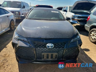 Piąte zdjęcie samochodu w środku: 2021 TOYOTA AVALON XSE VIN:4T1EA1AB1MU005811 - miniatura