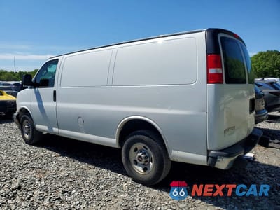 Drugie zdjęcie samochodu z przodu: 2018 GMC SAVANA 2500 DELIVERY VAN VIN:1GTW7AFG8J1911947 - miniatura