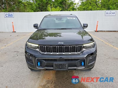 Piąte zdjęcie samochodu w środku: 2023 JEEP GRAND CHEROKEE OVERLAND 4XE VIN:1C4RJYD64P8787466 - miniatura