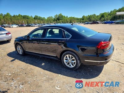 Drugie zdjęcie samochodu z przodu: 2017 VOLKSWAGEN PASSAT S VIN:1VWAT7A35HC015565 - miniatura