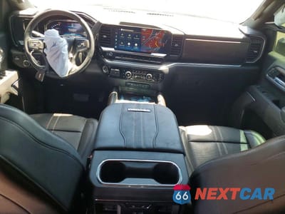 Zdjęcie 8 z 14 samochodu: 2025 CHEVROLET SILVERADO K3500 HIGH COUNTRY VIN:1GC4KVEY4SF226260 - miniatura