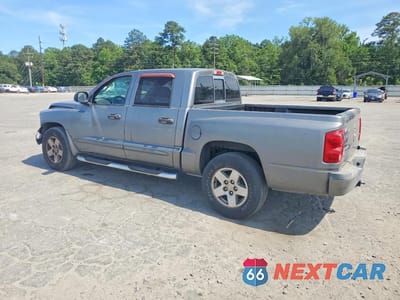 Drugie zdjęcie samochodu z przodu: 2005 DODGE DAKOTA QUAD SLT VIN:1D7HE48N25S119343 - miniatura