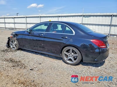 Drugie zdjęcie samochodu z przodu: 2015 MERCEDES-BENZ C 300 4MATIC VIN:55SWF4KB1FU060456 - miniatura