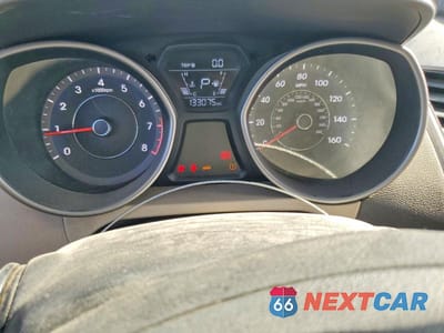 Zdjęcie 9 z 12 samochodu: 2014 HYUNDAI ELANTRA SE VIN:5NPDH4AE1EH518303 - miniatura