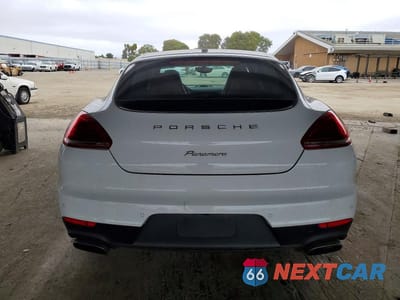 Zdjęcie 6 z 12 samochodu: 2016 PORSCHE PANAMERA 2 VIN:WP0AA2A72GL007131 - miniatura