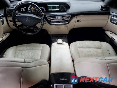 Zdjęcie 8 z 12 samochodu: 2011 MERCEDES-BENZ S 550 VIN:WDDNG7BB3BA410271 - miniatura