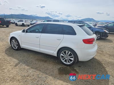 Drugie zdjęcie samochodu z przodu: 2013 AUDI A3 PREMIUM VIN:WAUBJAFM9DA022744 - miniatura
