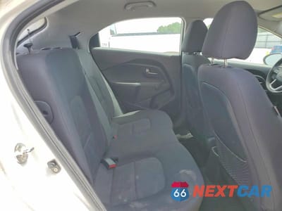 Zdjęcie 10 z 12 samochodu: 2012 KIA RIO LX VIN:KNADM5A32C6016078 - miniatura