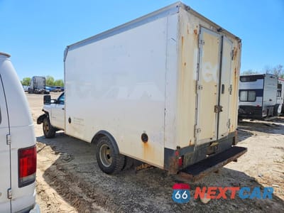 Drugie zdjęcie samochodu z przodu: 2018 CHEVROLET SILVERADO K3500 VIN:1GB3KYCG2JF115653 - miniatura
