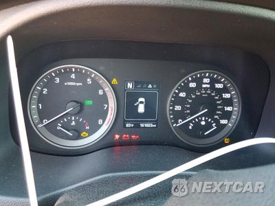 Zdjęcie 9 z 13 samochodu: 2017 HYUNDAI TUCSON SE VIN:KM8J33A43HU400987 - miniatura