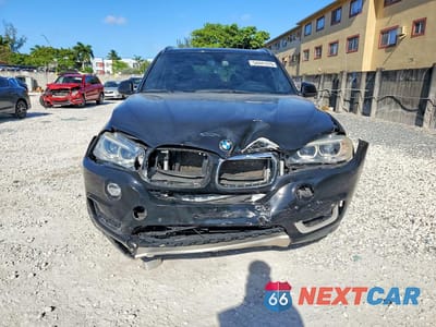 Piąte zdjęcie samochodu w środku: 2017 BMW X5 SDRIVE35I VIN:5UXKR2C35H0X06407 - miniatura