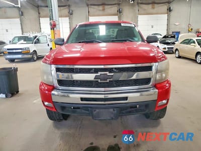 Piąte zdjęcie samochodu w środku: 2007 CHEVROLET SILVERADO K1500 VIN:2GCFK19Y871623478 - miniatura
