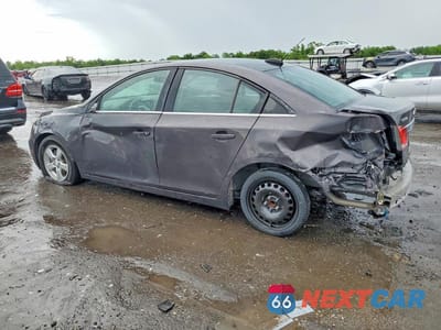 Drugie zdjęcie samochodu z przodu: 2015 CHEVROLET CRUZE LT VIN:1G1PC5SB2F7246848 - miniatura