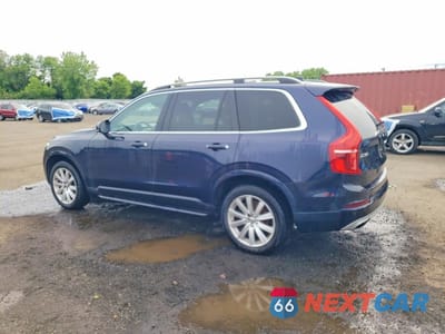 Drugie zdjęcie samochodu z przodu: 2016 VOLVO XC90 T6 VIN:YV4A22PK9G1077744 - miniatura