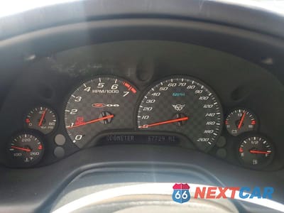 Zdjęcie 9 z 12 samochodu: 2003 CHEVROLET CORVETTE Z06 VIN:1G1YY12S635101396 - miniatura