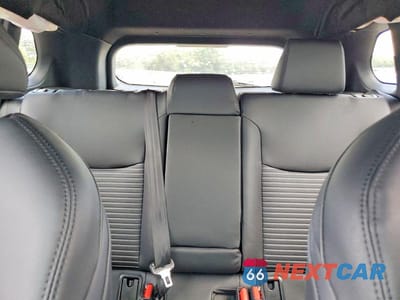 Zdjęcie 10 z 14 samochodu: 2025 TOYOTA COROLLA CROSS HYBRID XSE VIN:7MUFBABG4SV086441 - miniatura