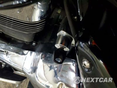 Zdjęcie 8 z 10 samochodu: 2005 SUZUKI C90 VIN:JS1VY52A152104987 - miniatura