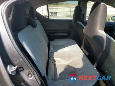 Zdjęcie 10 z 12 samochodu: 2018 TOYOTA PRIUS C VIN:JTDKDTB39J1608701 - miniatura