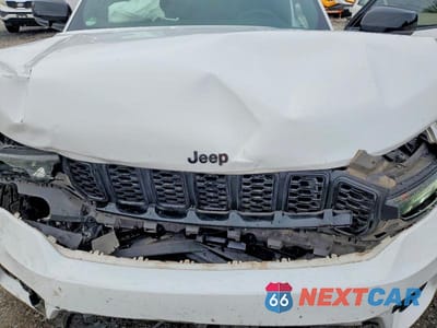 Zdjęcie 12 z 13 samochodu: 2023 JEEP GRAND CHEROKEE LAREDO VIN:1C4RJHAG0PC515801 - miniatura