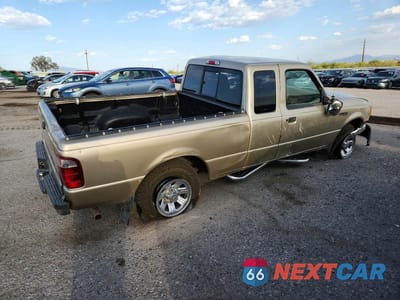 Trzecie zdjęcie samochodu z tyłu: 2001 FORD RANGER SUPER CAB VIN:1FTYR14E61TA38921 - miniatura