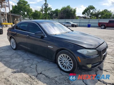 Czwarte zdjęcie samochodu z boku: 2013 BMW 535 I VIN:WBAFR7C54DC819742 - miniatura