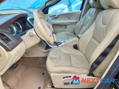 Zdjęcie 7 z 14 samochodu: 2011 VOLVO XC60 3.2 VIN:YV4940DL1B2187740 - miniatura