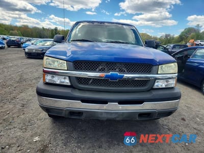 Piąte zdjęcie samochodu w środku: 2003 CHEVROLET SILVERADO K1500 VIN:1GCEK14V23E226821 - miniatura